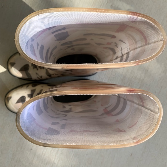 Burberry Rain Boots - Picture 3 of 4